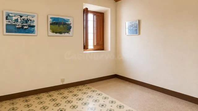 Casa histórica con grandes espacios en Llançà — 12