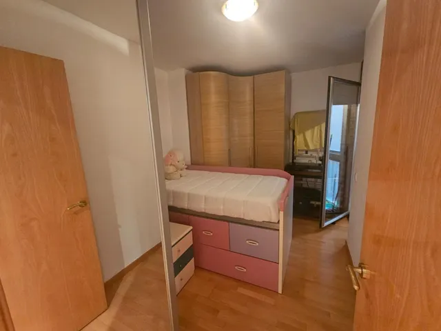 Moderno Apartamento Seminuevo en Balafia, Lleida — 9