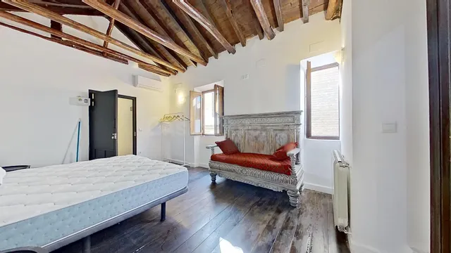 Edificio turístico con cambio de uso a Hostal — 13