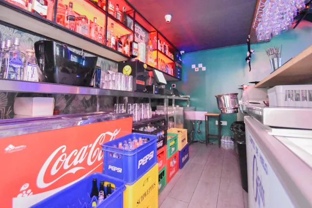 Pub en pleno centro de Granada ¿Eres un emprendedor apasionado por la hostelería? — 31