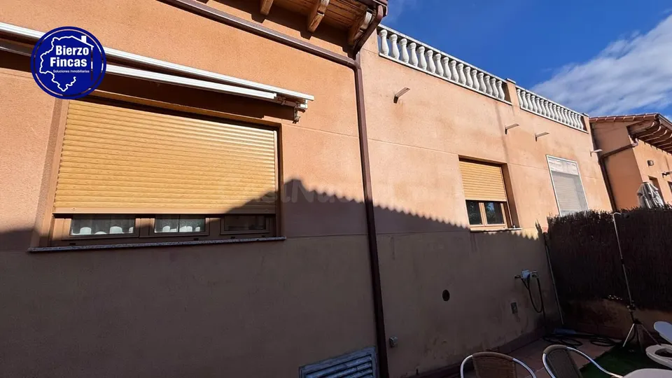 Bierzo Fincas Vende Vivienda en Azadinos