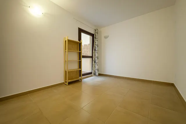PRIMER PISO CON TERRAZA Y PARKING - ZONA AVENIDAS — 13
