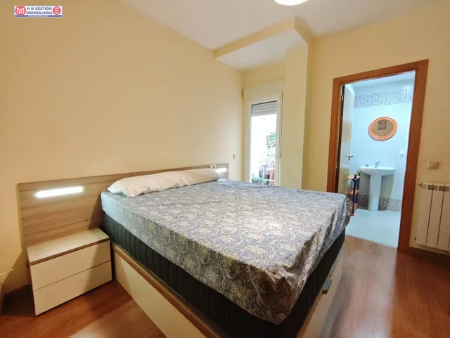 Piso Amplio y Luminoso en Rondilla C.V. de dos dormitorios, dos baños, PG y trastero — 7