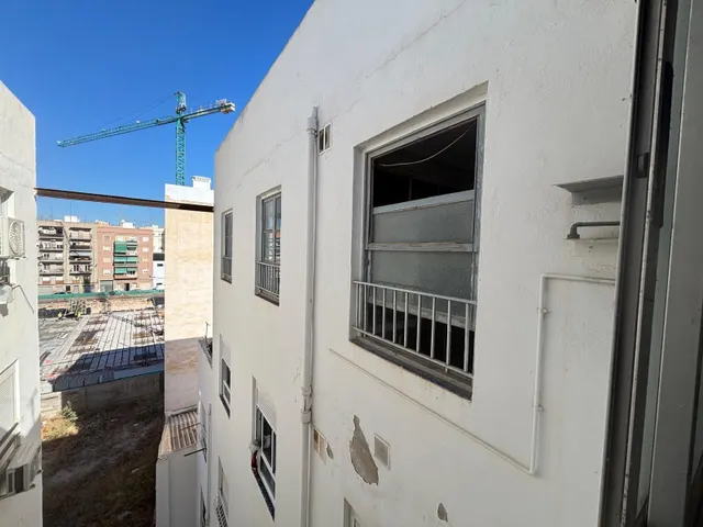 Vendo piso de 136 m2 con Ascensor junto Av. Novelda Chimeneas Elche — 7