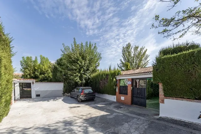 Espectacular Chalet en Ogijares - Ideal para Familias — 49
