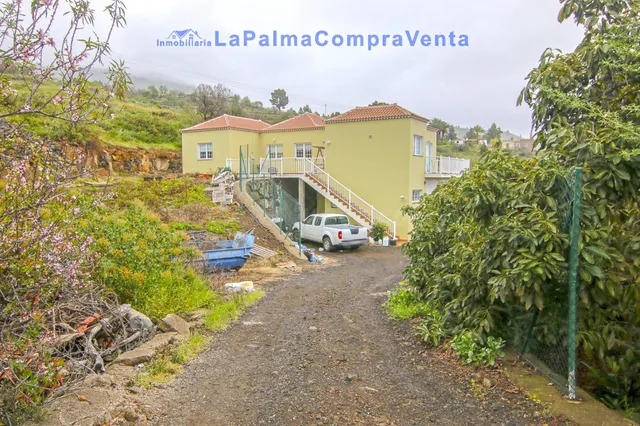Casa-Chalet en Venta en Tijarafe Santa Cruz de Tenerife - foto 3