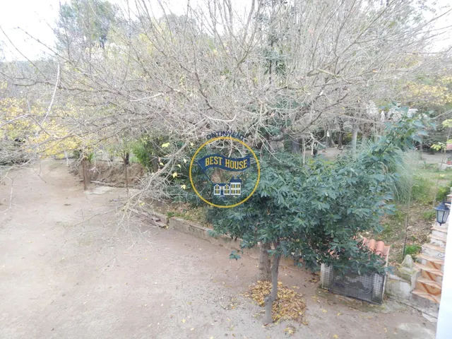 CASITA DE CAMPO EN ONTINYENT. — 30