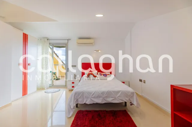 Esquinero adosado en Calle Llarg, Playa Casablanca — 20