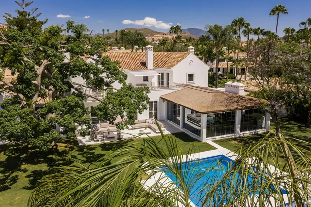 Chalet 6 habitaciones 712m² en venta - Marbella — 24