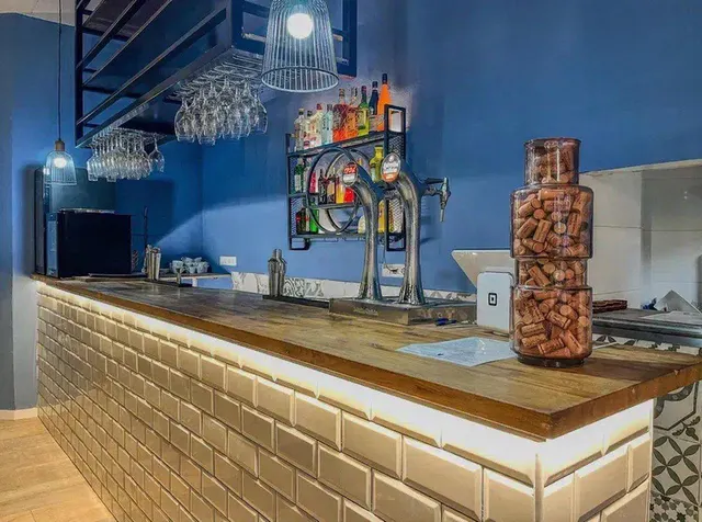 Traspaso de cafetería/restaurante en Arrancapins — 7