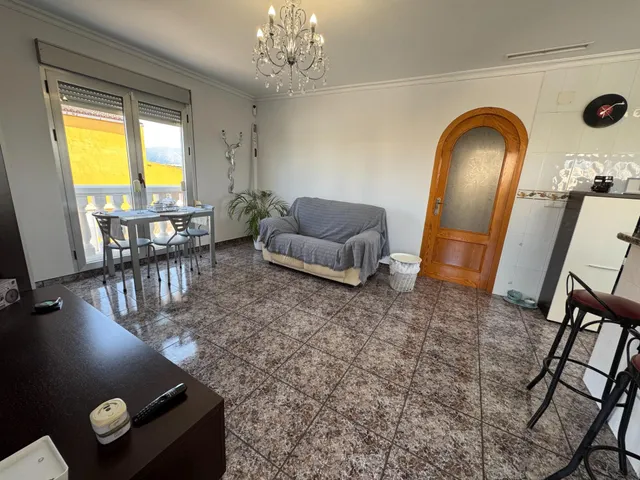 ENCANTADOR CHALET CON PARCELA A ESCASOS METROS DEL MAR — 14