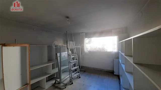 PEQUEÑO LOCAL COMERCIAL EN MARIÑAMANSA, PRÓXIMO AL CENTRO DE - foto 4