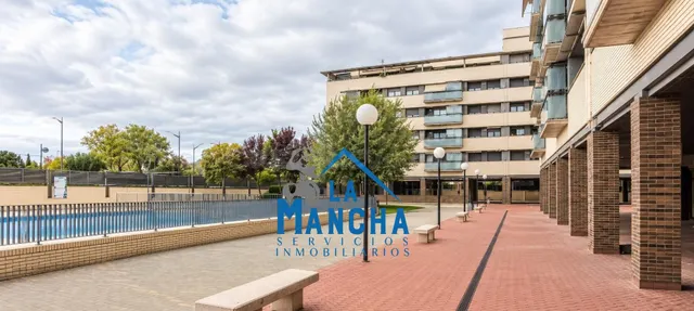 *950€ al mes* inmobiliaria la mancha alquila piso facultad de medicina de Albacete — 5