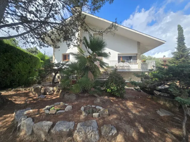 Venta chalet en la llacuna zona urb. la piscina con jardín, garaje y vistas!! — 12