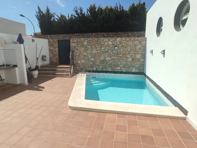 Chalet 3 habitaciones 200m² en alquiler - Cotobro - foto 2