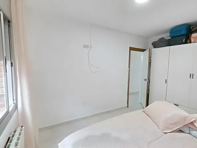 Piso exterior de 3 habitaciones en planta baja en Can Puiggener, Sabadell — 6