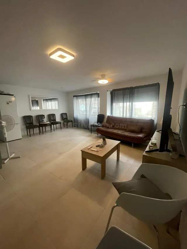 Acogedor piso semireformado en Elche, Raval - Puertas Colora - foto 2
