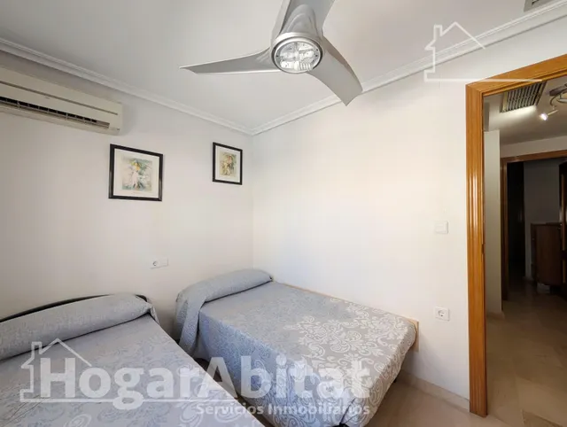 ¡LA GRAN PLAYA! ADOSADO EN RESIDENCIAL, LUMINOSO CON GARAJE, TERRAZA Y PISCINA — 38