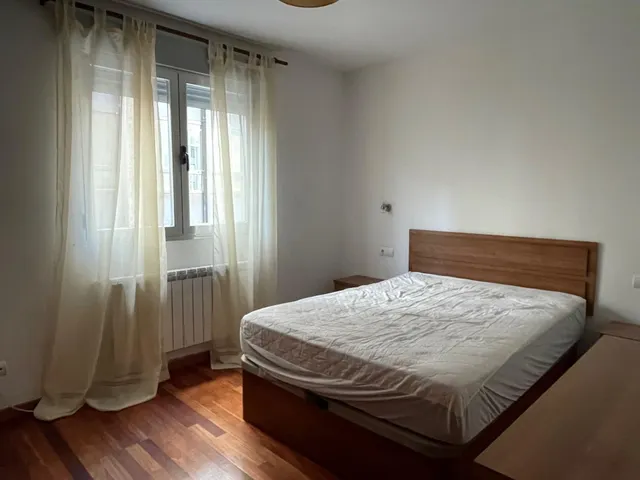 ALQUILER APARTAMENTO ZONA CENTRO DE PONFERRADA - foto 5