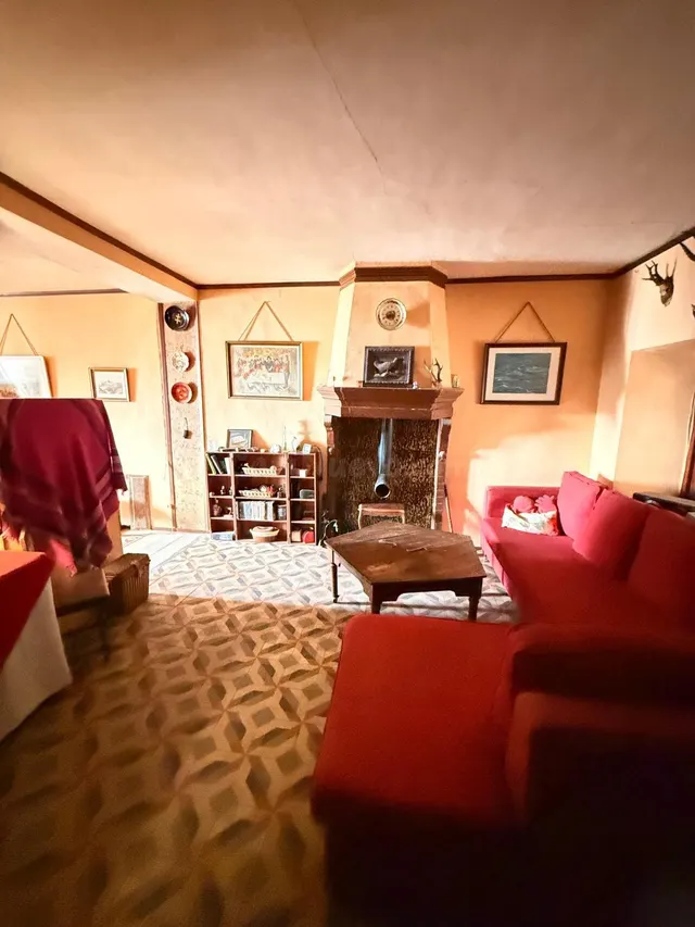 Céntrica Casa de Pueblo Bien Conservada en Villar del Arzobi - foto 4