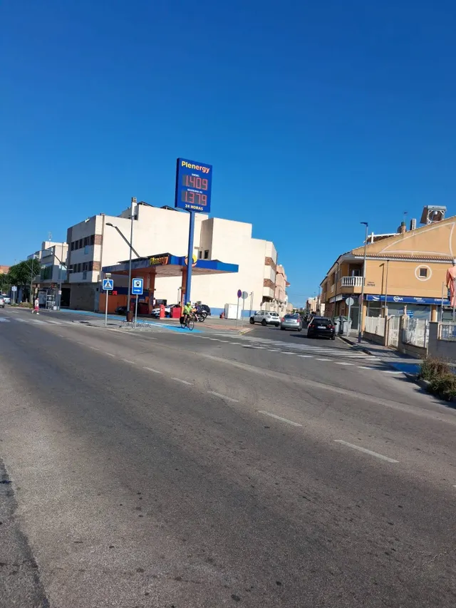 Locales comerciales desde 200 m2 en San Javier | Desde 70.00 - foto 2
