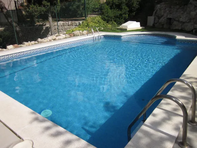 Apartamento a 50 mts de La Playa Cala Crancs 2 habitaciones piscina y parking — 8