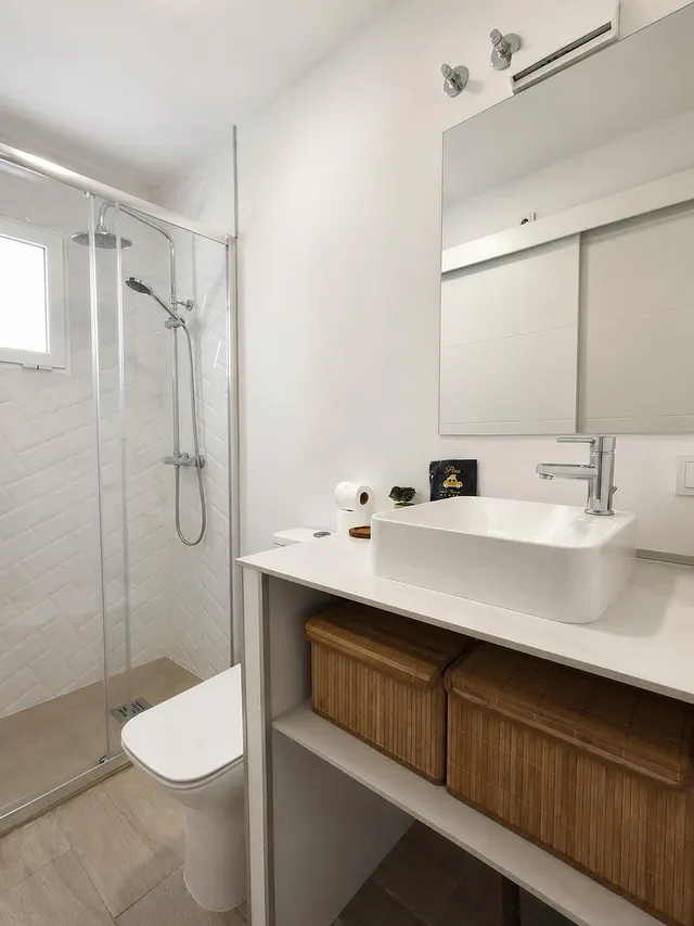 APARTAMENTO A 1OO METROS DE LA PLAYA — 11