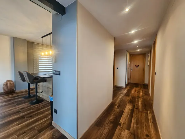 EXCLUSIVA PLANTA BAJA CON JARDIN Y PISCINA — 9