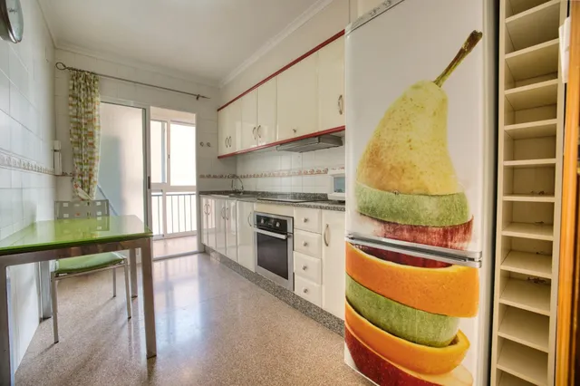 LISTO PARA ENTRAR A VIVIR  ¡TU NUEVO HOGAR TE ESPERA EN REYES CATÓLICOS! PISO 3 DORMITORIOS — 11