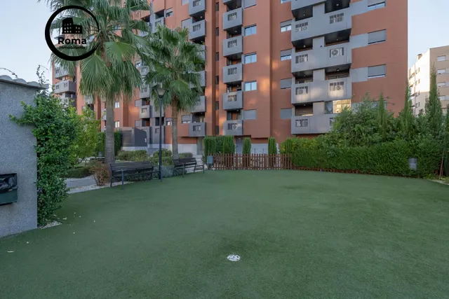 Moderno Apartamento Nuevo en el Campus de la Salud - Granada — 31