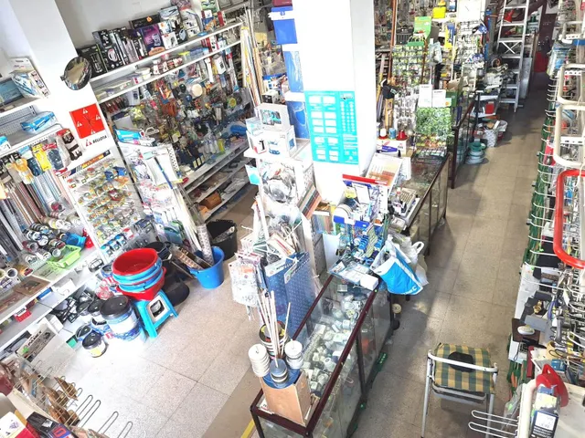 Local en Venta en Cáceres con Negocio Funcionando — 18