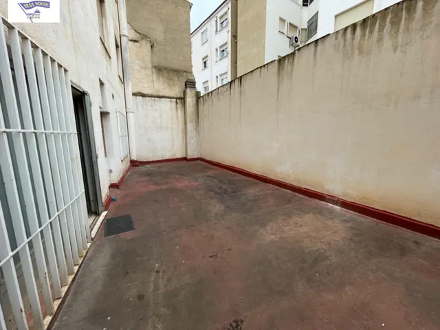 OFICINA EN PLENO CENTRO. — 10