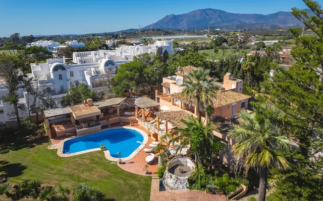 Chalet 8 habitaciones 1013m² en venta - Costa Del Sol - foto 3