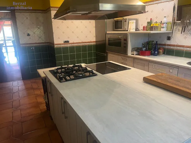 Singular chalet independiente junto a la cíniva de Los Manzanos, Lardero — 22