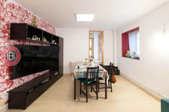 Casa con encanto en el casco antiguo de Piera: garaje independiente de acceso exclusivo, jardín privado — 6