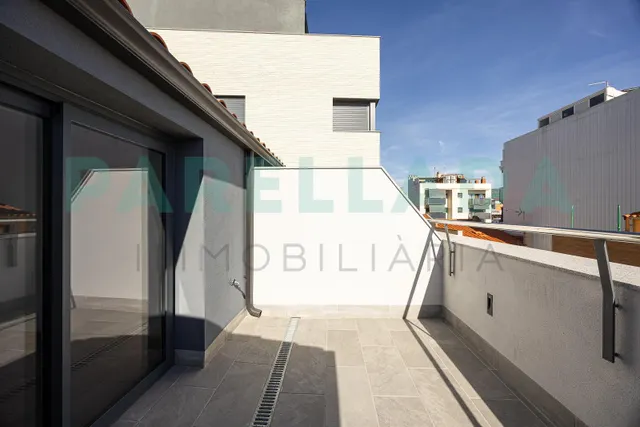 Ático dúplex nuevo en la zona de Pep Ventura — 28