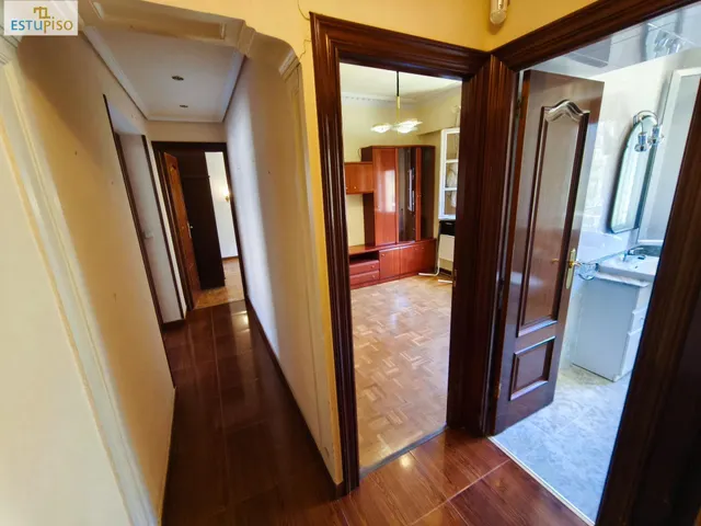¿PAGAR ALQUILER O INVERTIR? PISO JUNTO A LAS UNIVERSIDADES--67m2-Amplia Cocina-Salón-2hab-Baño con ducha — 30