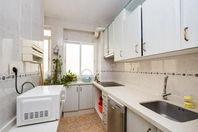 Piso 3 habitaciones 84m² en venta - Camino de ronda — 4