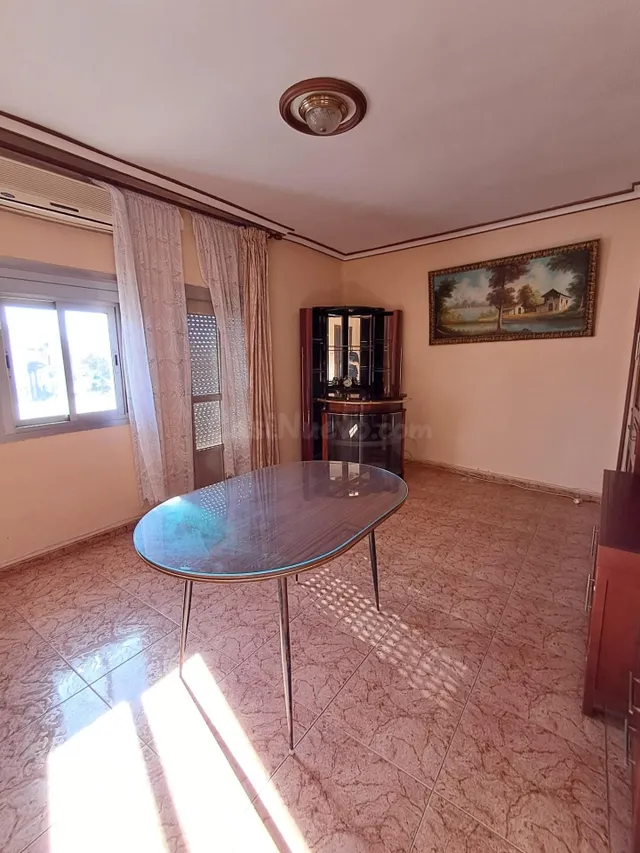 CASA EN LINARES