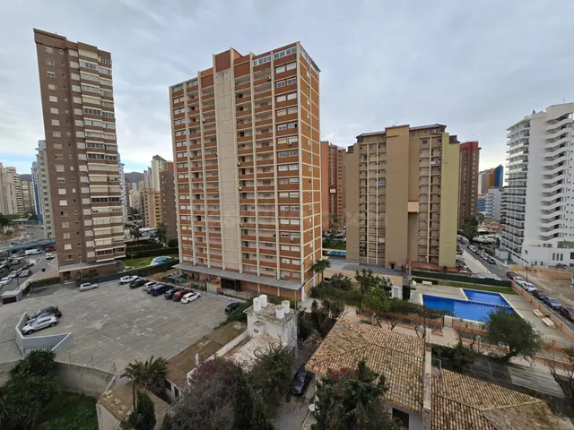 Apartamento en Benidorm en venta con inquilino y rentabilidad desde el primer día — 15