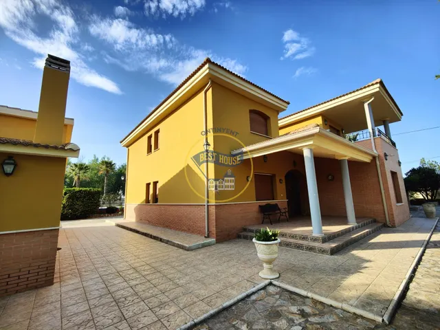 OPORTUNIDAD LUJOSO CHALET EN BANYERES DE MARIOLA (ALICANTE) — 13