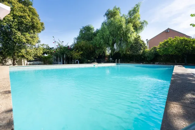 Chalet y parcela segregable en Palomares del Río — 6