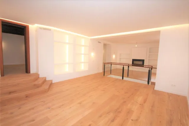 PRECIOSO DUPLEX DE OBRA NUEVA EN EL CASCO ANTIGUO DE LA CIUDAD — 5