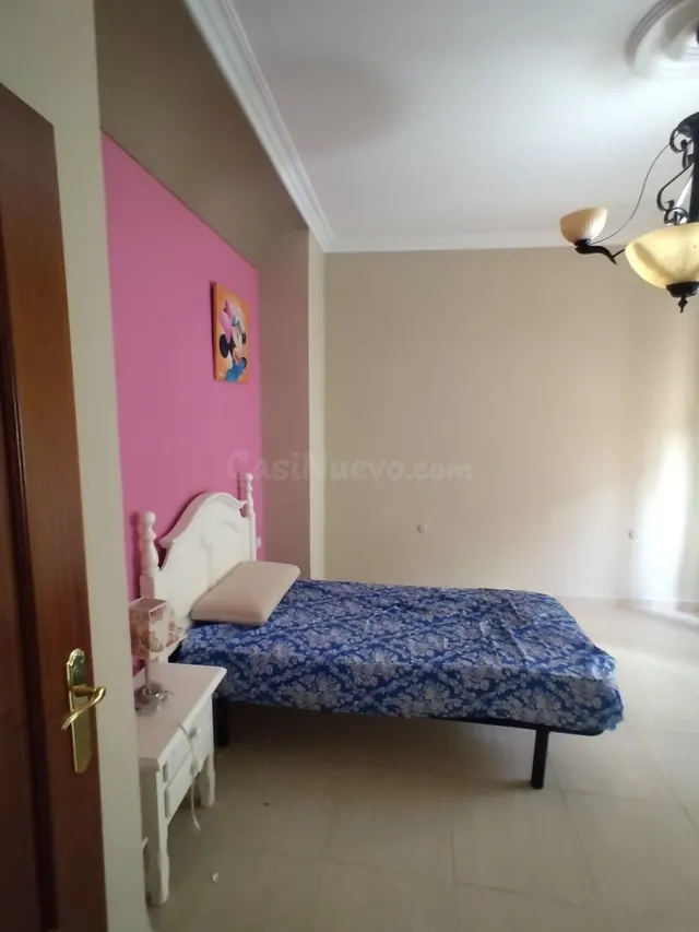 GRAN CASA CON AMPLIA COCHERA Y PATIO — 5