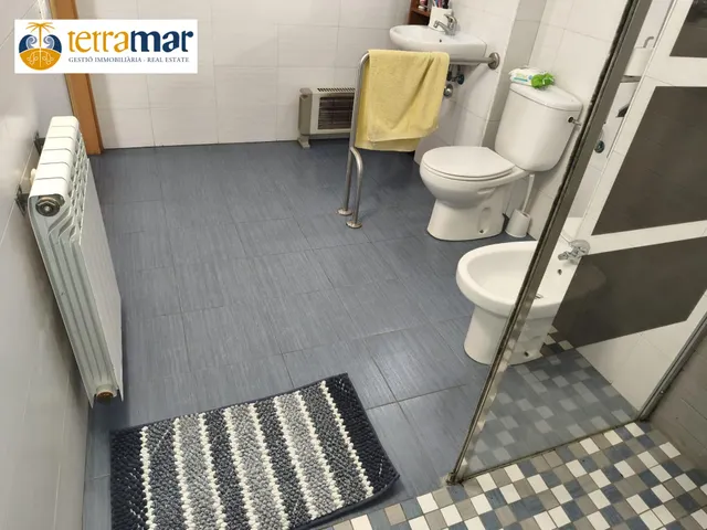 Estupendo piso en venta en sant boi con ascensor y parking incluido en precio — 18