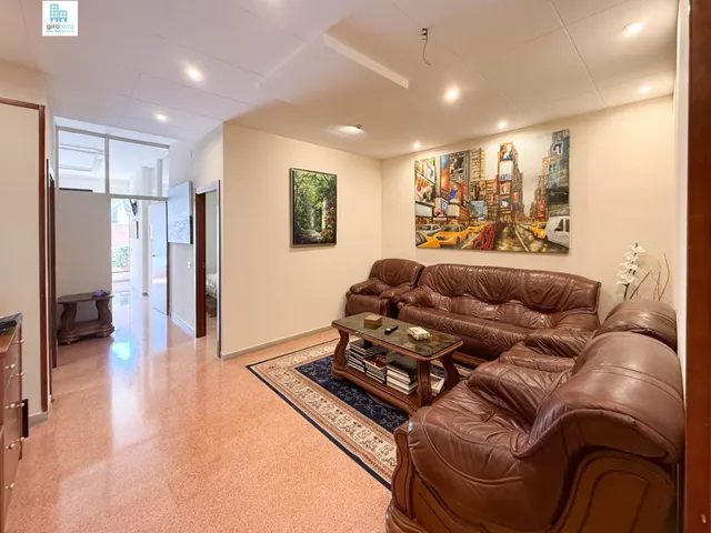 PLANTA BAJA CON GARAJE EN VENTA — 7
