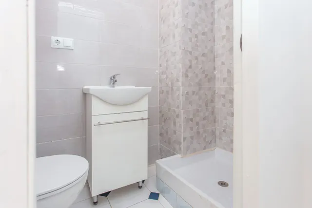 Se vende piso zona los marianistas — 8