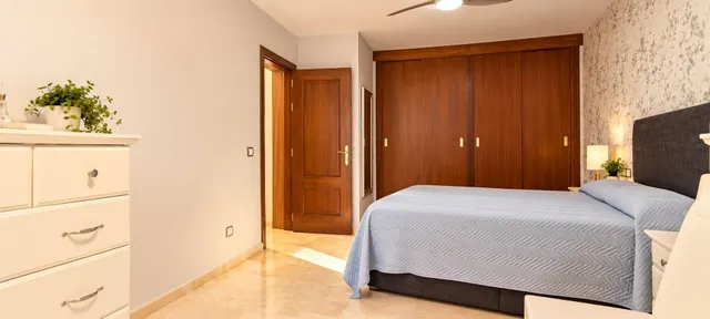 Piso con terraza y piscina en El Terreno, Palma — 15