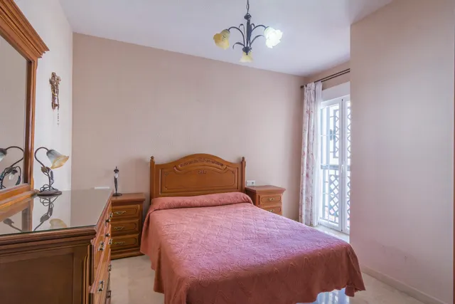 AMPLIO PISO 3 DORMITORIOS EN ZONA MYRAMAR, ARROYO DE LA MIEL — 16