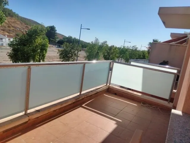 ESTUPENDO APARTAMENTO CON TERRAZA EN BENFERRI — 24